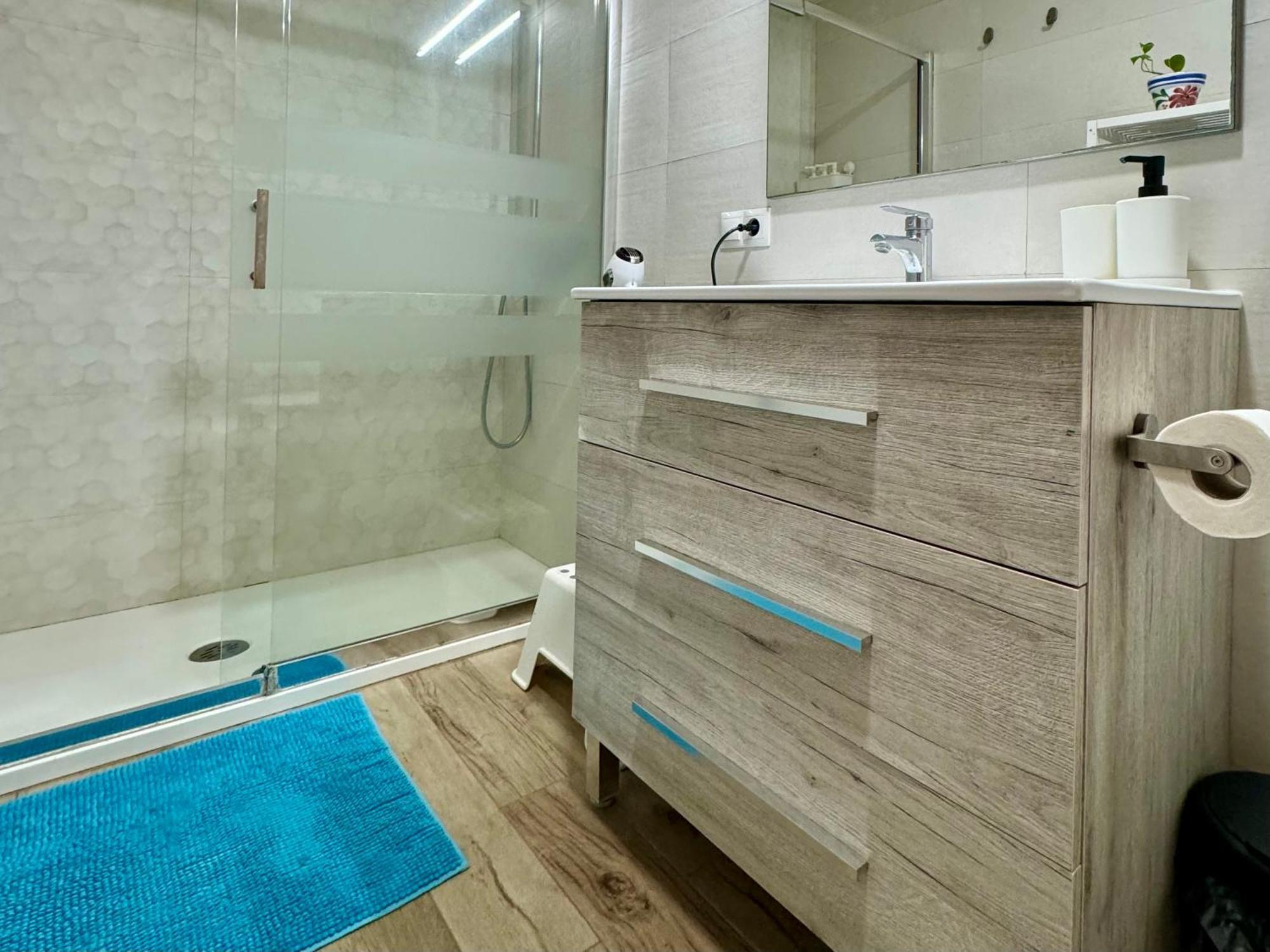 Alex Bed & Breakfast - Your Home Away Including Breakfast - In A Real Home Fuengirola Esterno foto