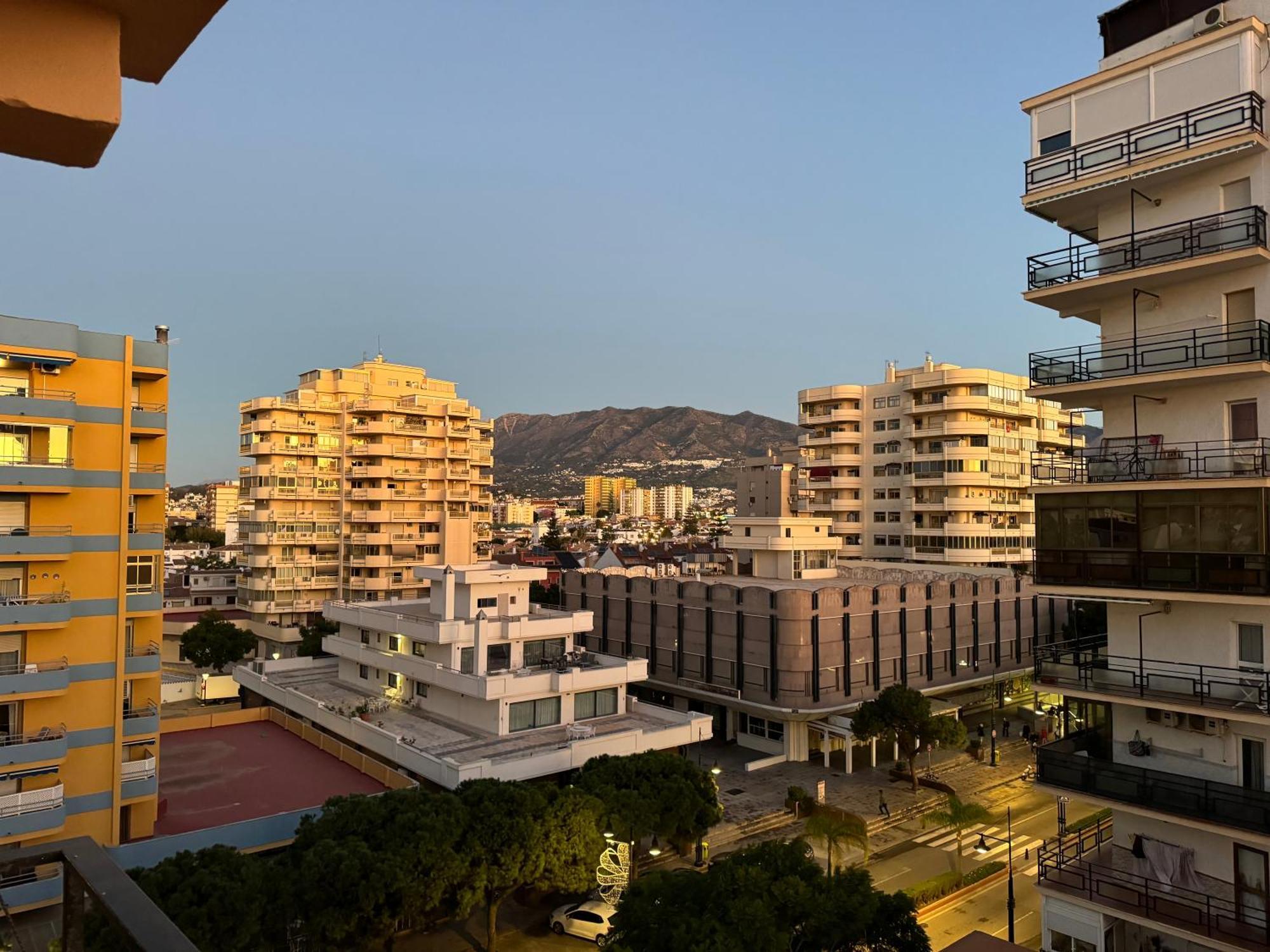 Alex Bed & Breakfast - Your Home Away Including Breakfast - In A Real Home Fuengirola Esterno foto